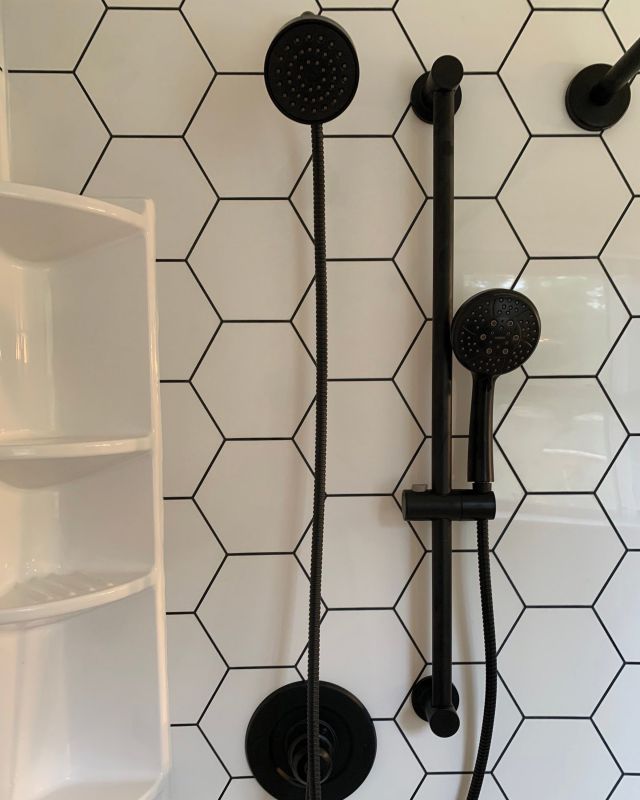 Shower Installation Features That Improve Accessibility